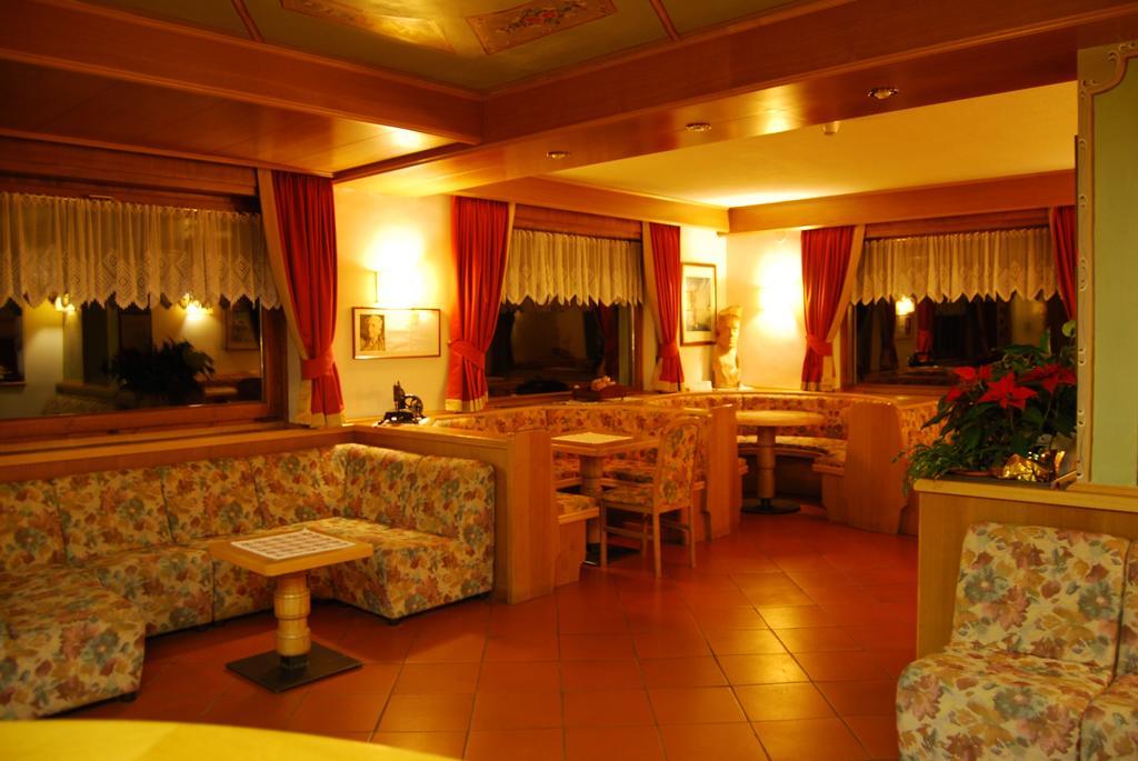 Albergo Villa Cristina Фольгарія Екстер'єр фото